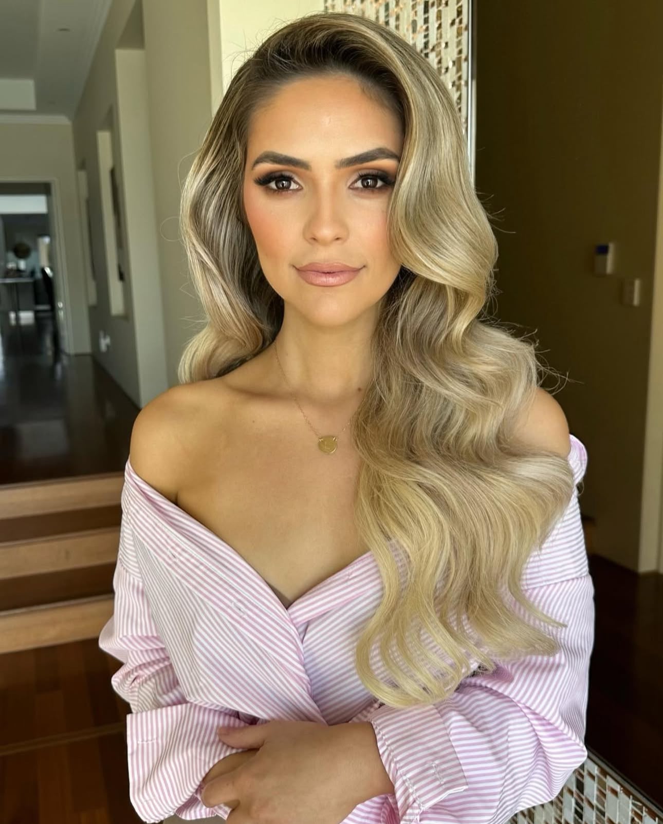 Creamy Vanilla 8A/613 | Muse DIY Tape-In Extensions